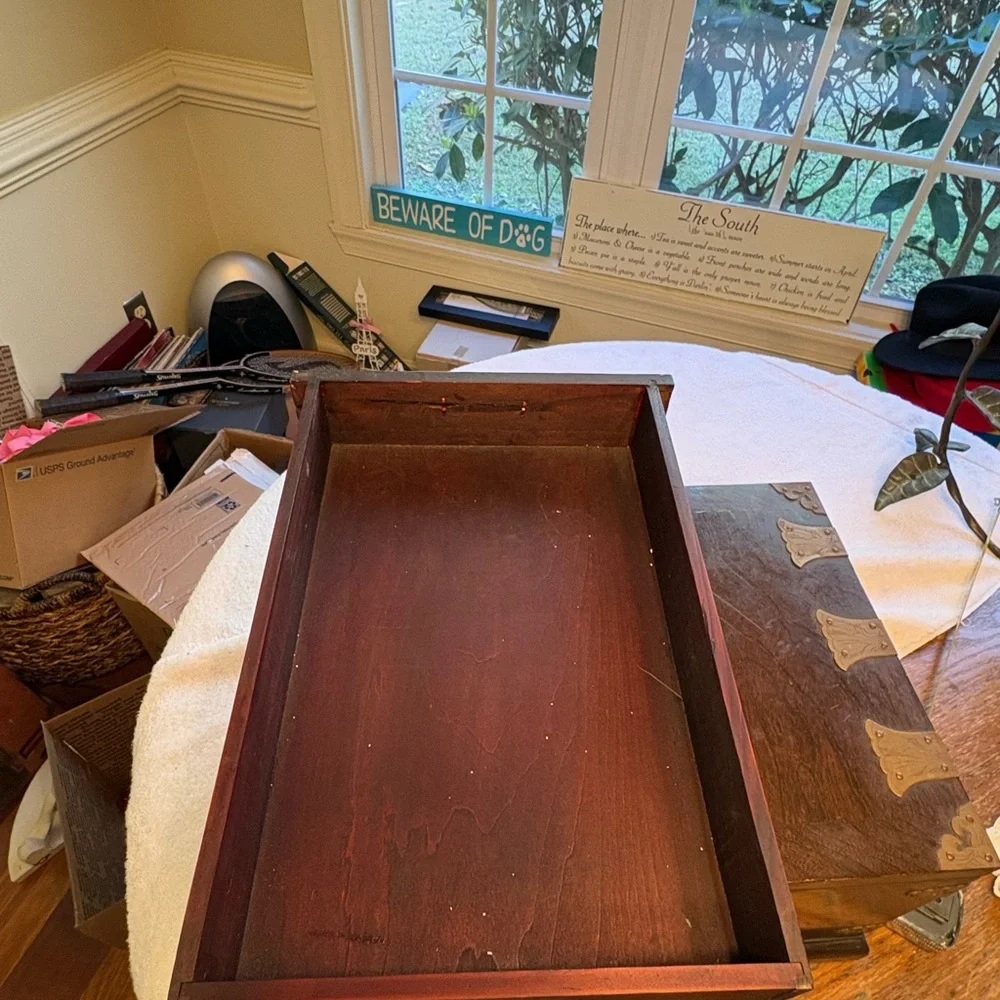 Asian Folding Vanity Mirror Box - Picture 11 of 11